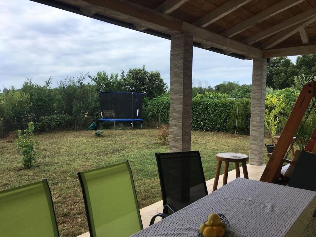 Holiday House Emc Umag Exterior foto